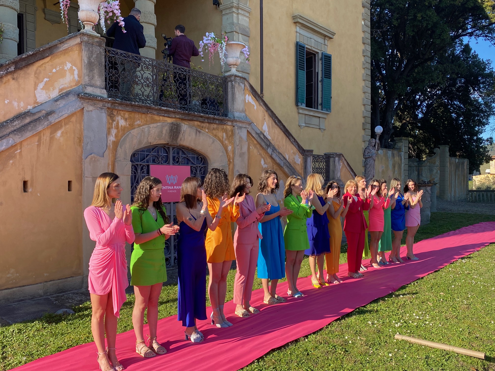 tutte le nostre donne vere a fine sfilata